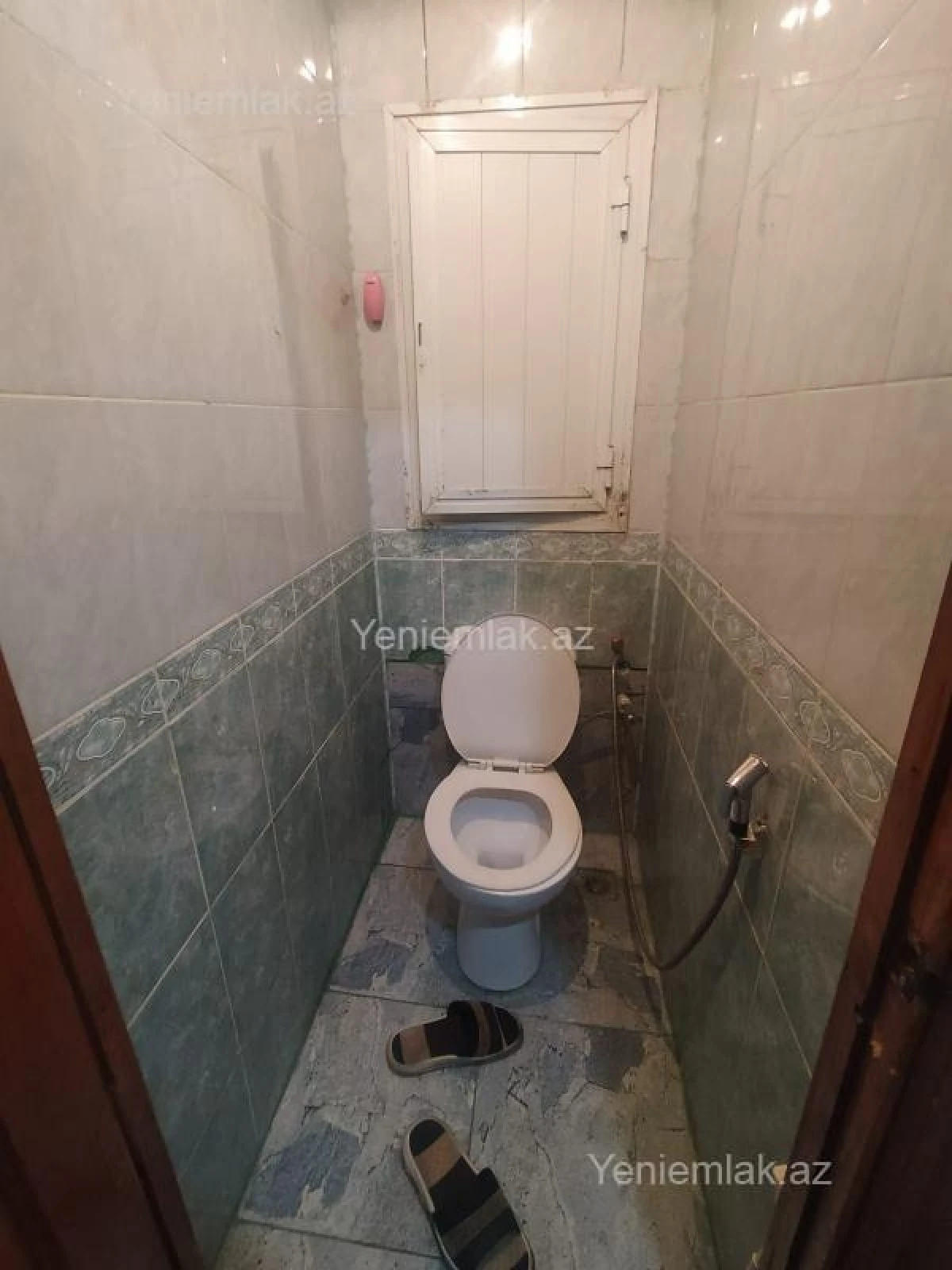 Satılır 2 otaqlı köhnə tikili 56 m²