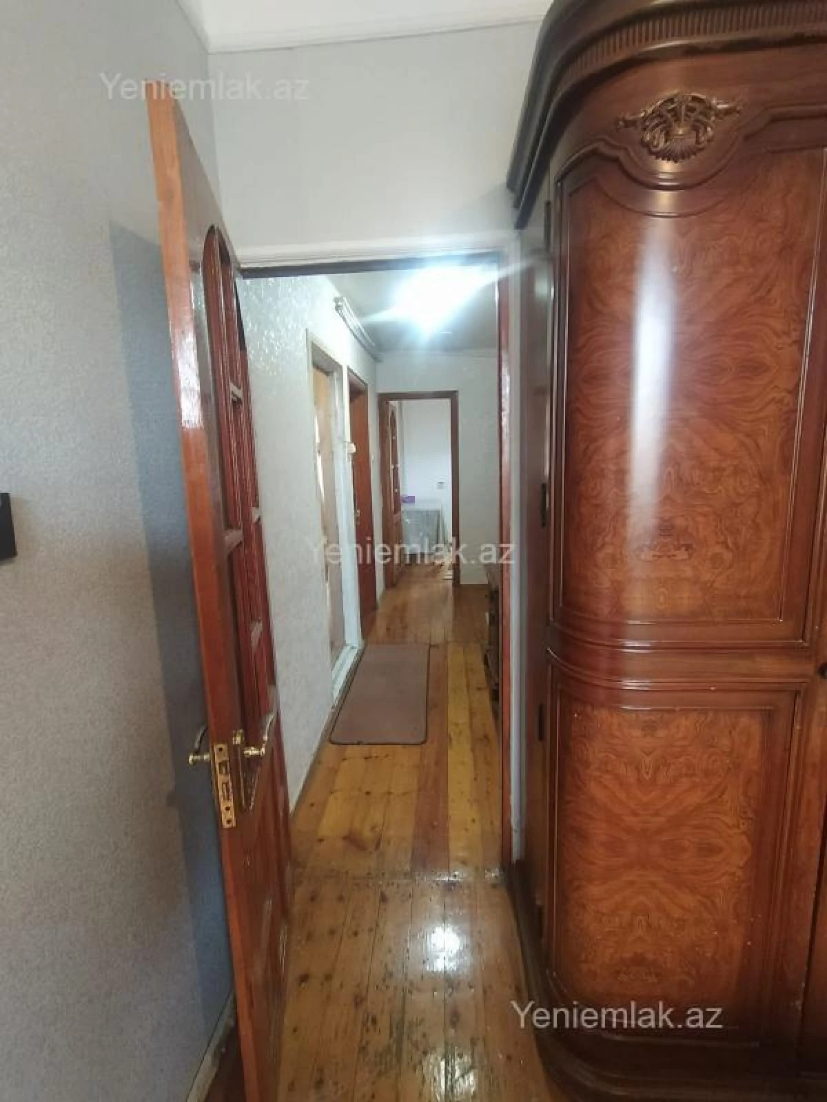 Satılır 2 otaqlı köhnə tikili 56 m²