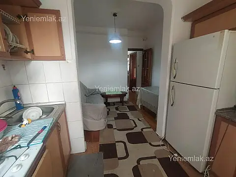 Satılır 2 otaqlı köhnə tikili 56 m²