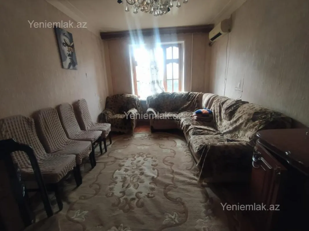 Satılır 2 otaqlı köhnə tikili 56 m²