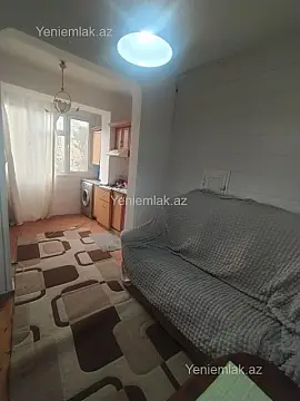 Satılır 2 otaqlı köhnə tikili 56 m²