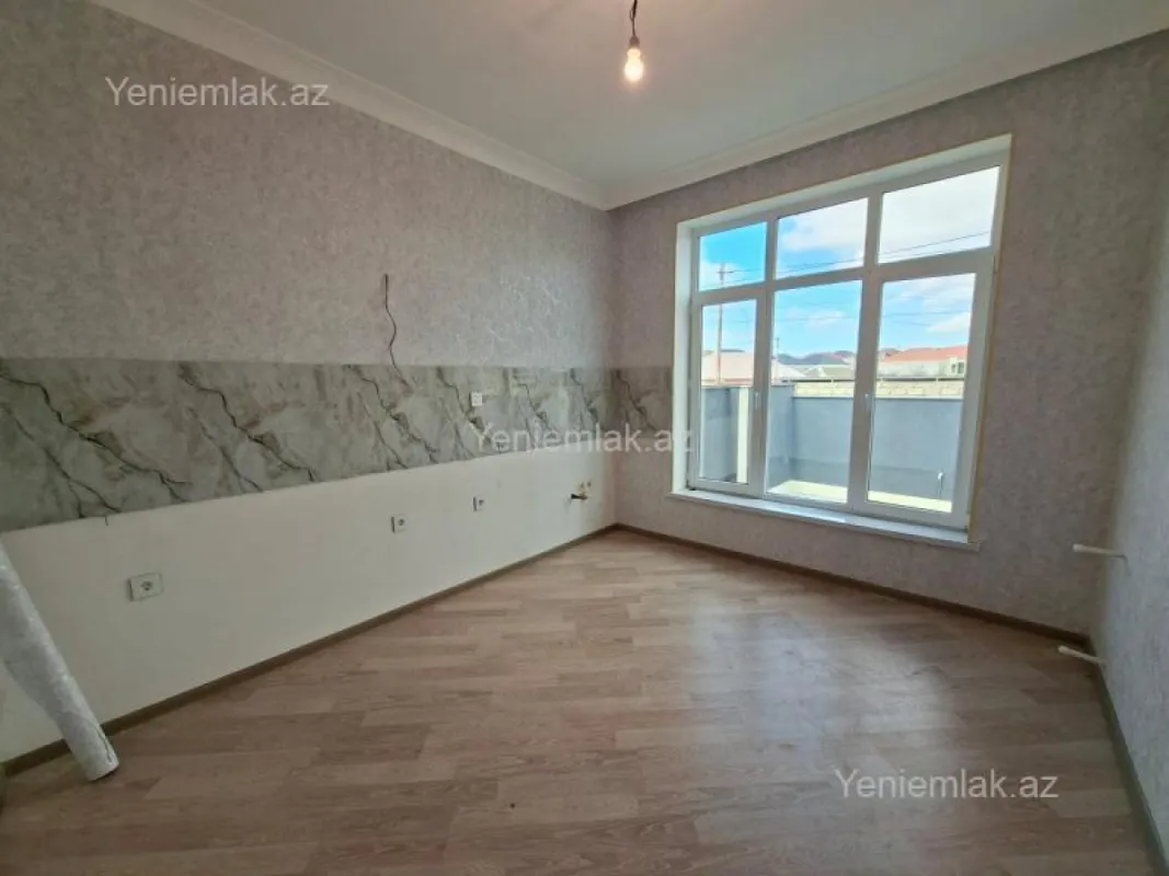 Satılır 4 otaqlı həyət evi 120 m²