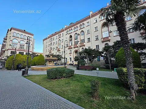Satılır 3 otaqlı köhnə tikili 80 m² — Bakı, Yasamal 3 otaq 80.00 m²
