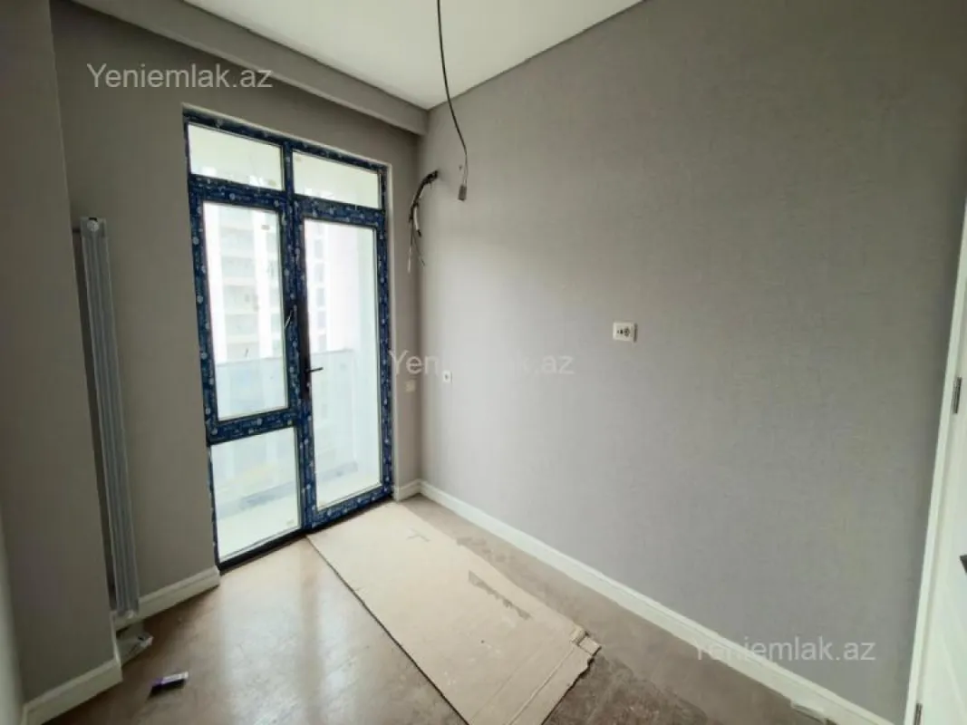Satılır 2 otaqlı yeni tikili 70 m²