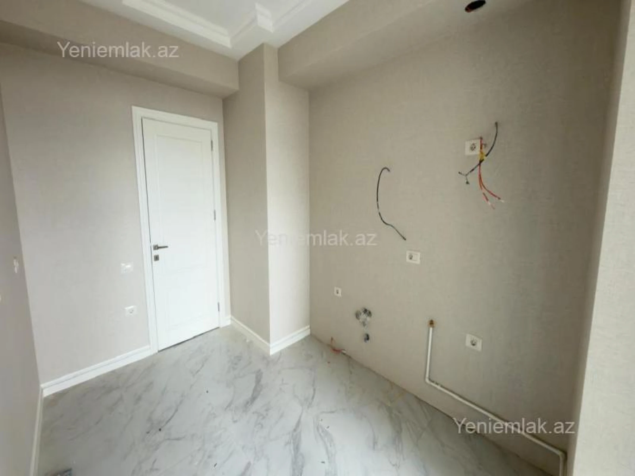 Satılır 2 otaqlı yeni tikili 70 m²