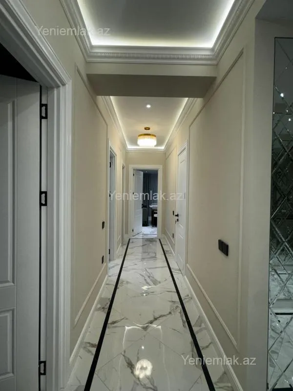 Satılır 4 otaqlı yeni tikili 168 m²