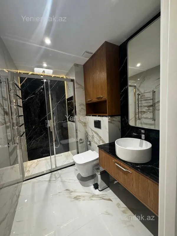 Satılır 4 otaqlı yeni tikili 168 m²