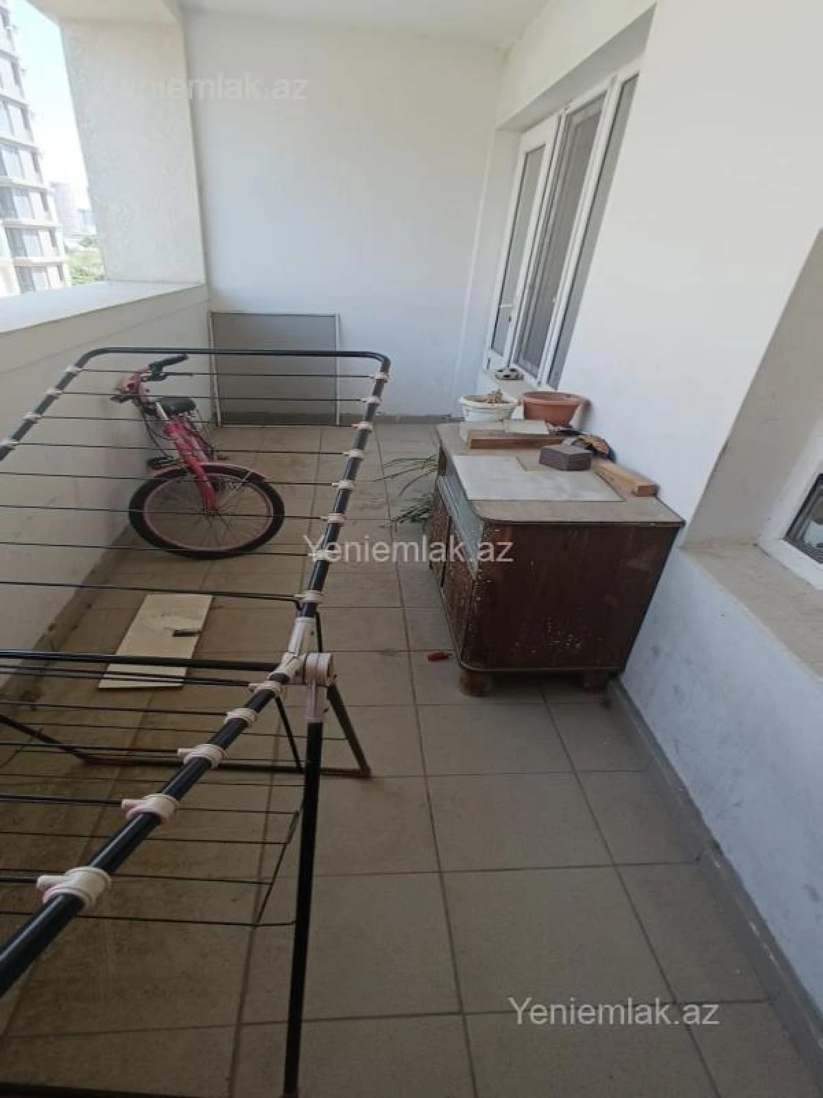 Satılır 3 otaqlı köhnə tikili 90 m²