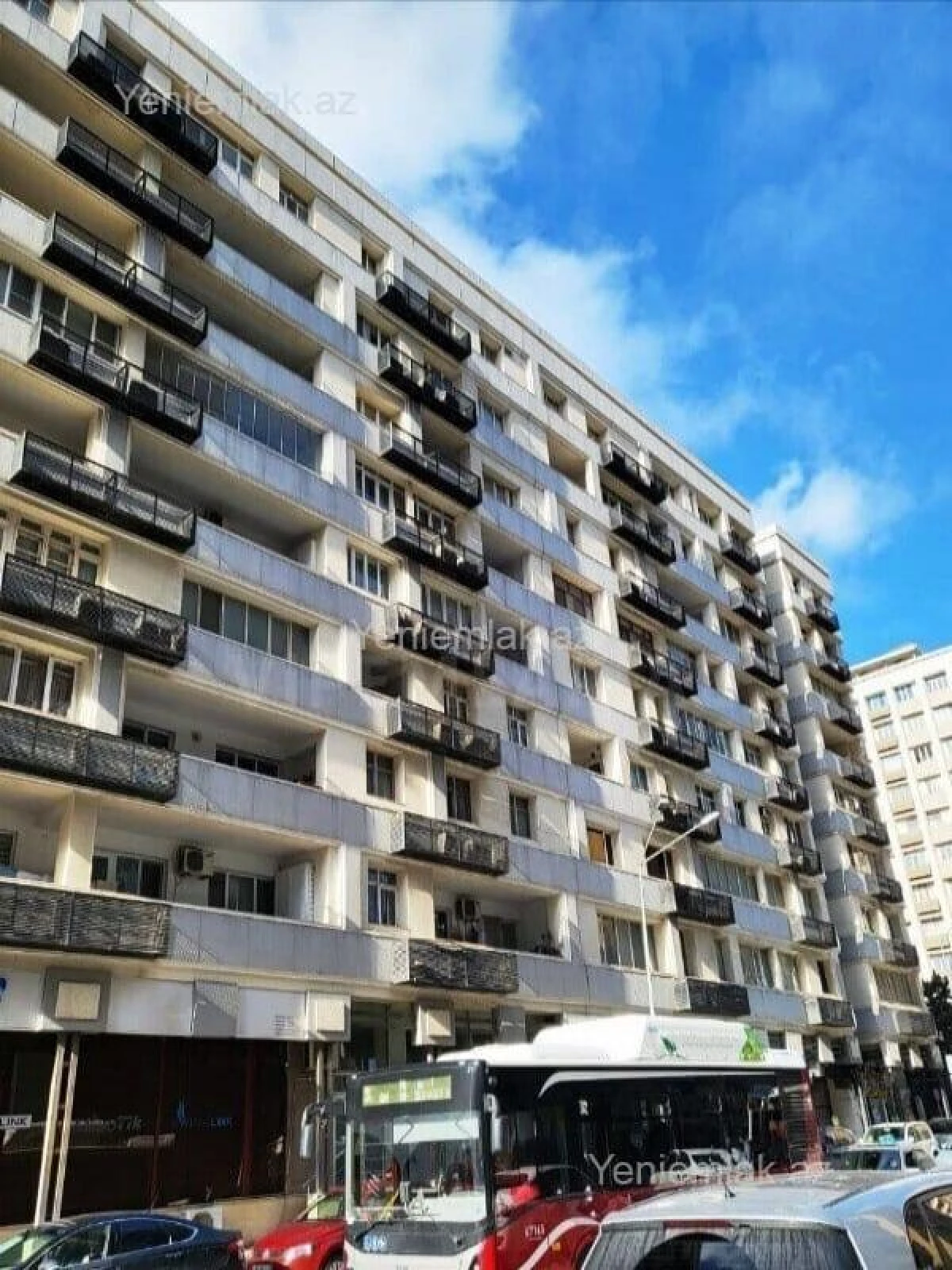 Satılır 3 otaqlı köhnə tikili 90 m²