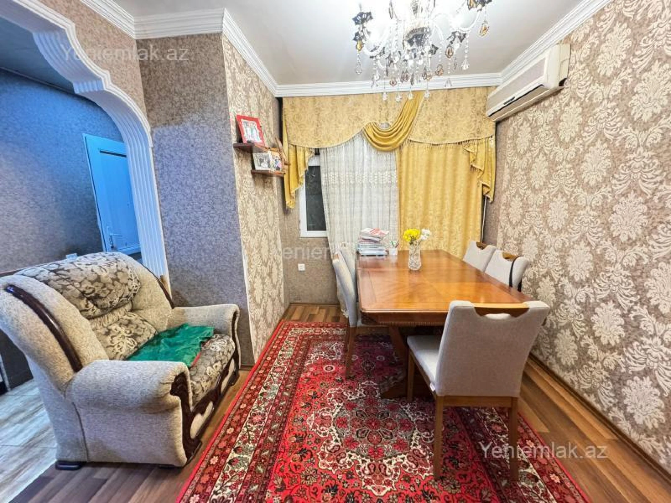 Satılır 5 otaqlı köhnə tikili 100 m²