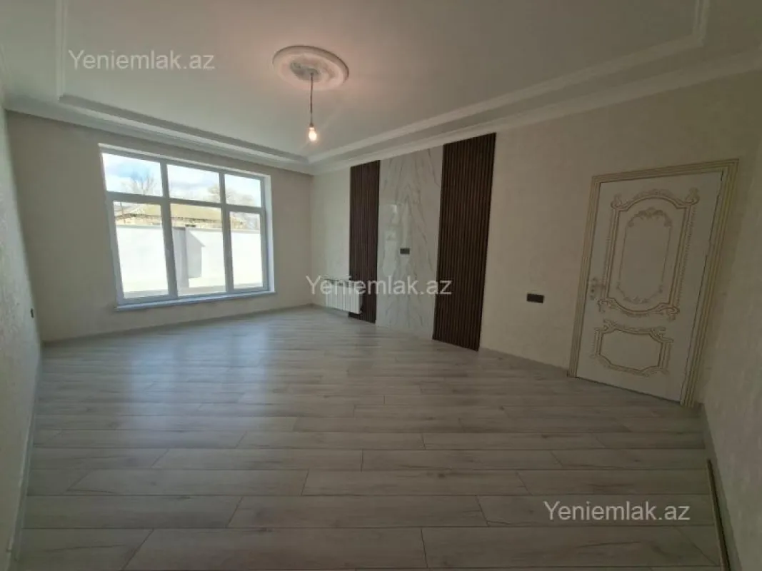 Satılır 5 otaqlı həyət evi 220 m²