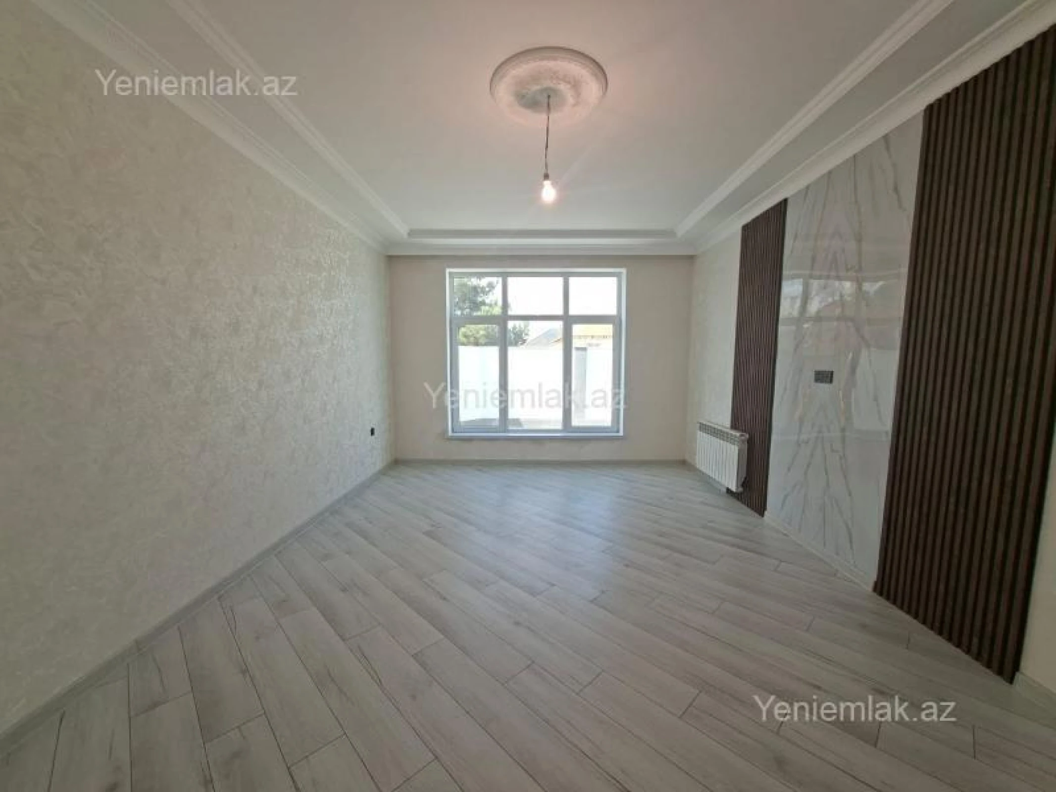 Satılır 5 otaqlı həyət evi 220 m²