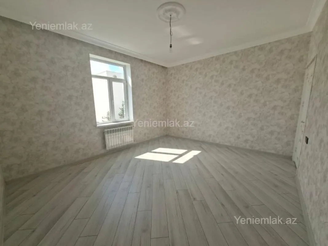 Satılır 5 otaqlı həyət evi 220 m²