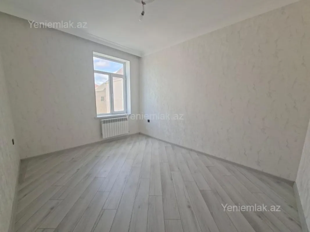 Satılır 5 otaqlı həyət evi 220 m²