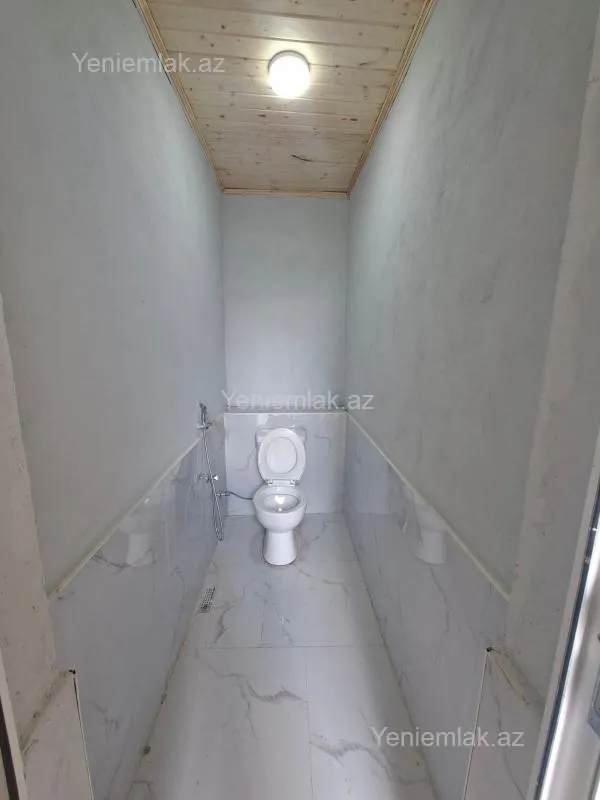Satılır 5 otaqlı həyət evi 220 m²