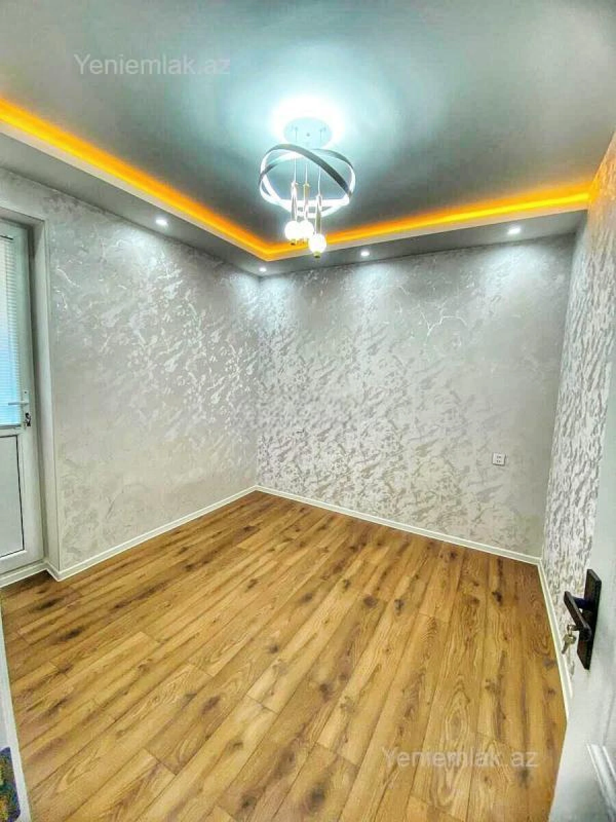 Satılır 3 otaqlı köhnə tikili 65 m²