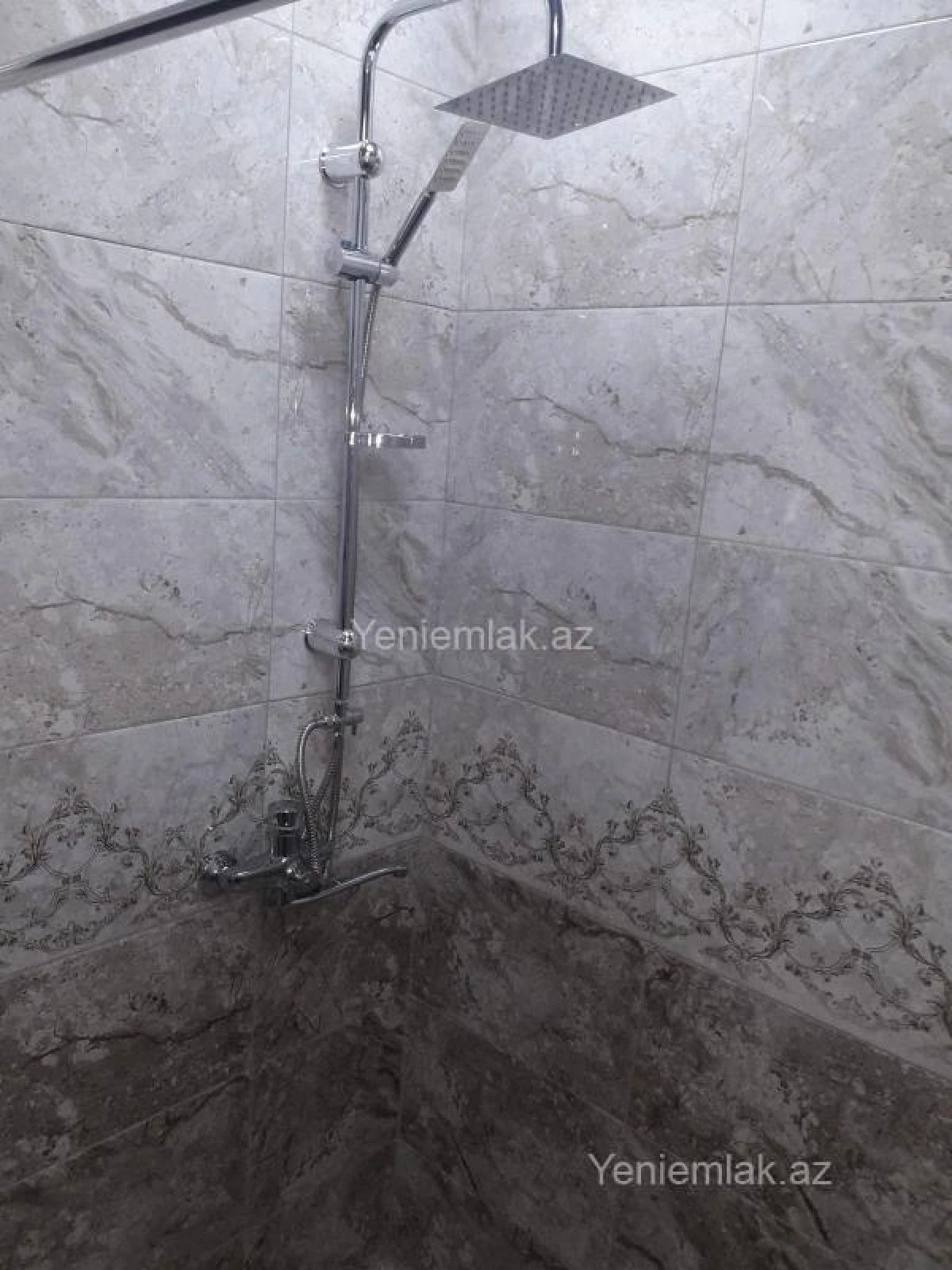 Satılır 2 otaqlı yeni tikili 70 m²