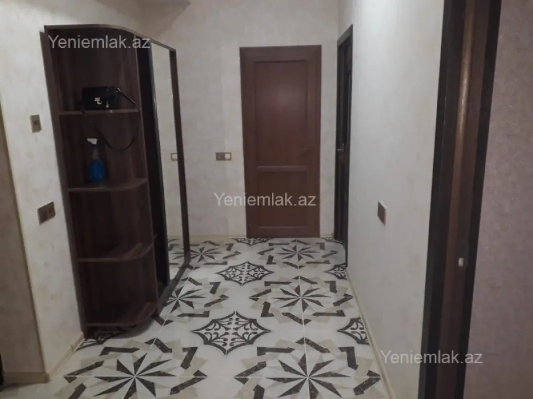 Satılır 2 otaqlı yeni tikili 70 m²