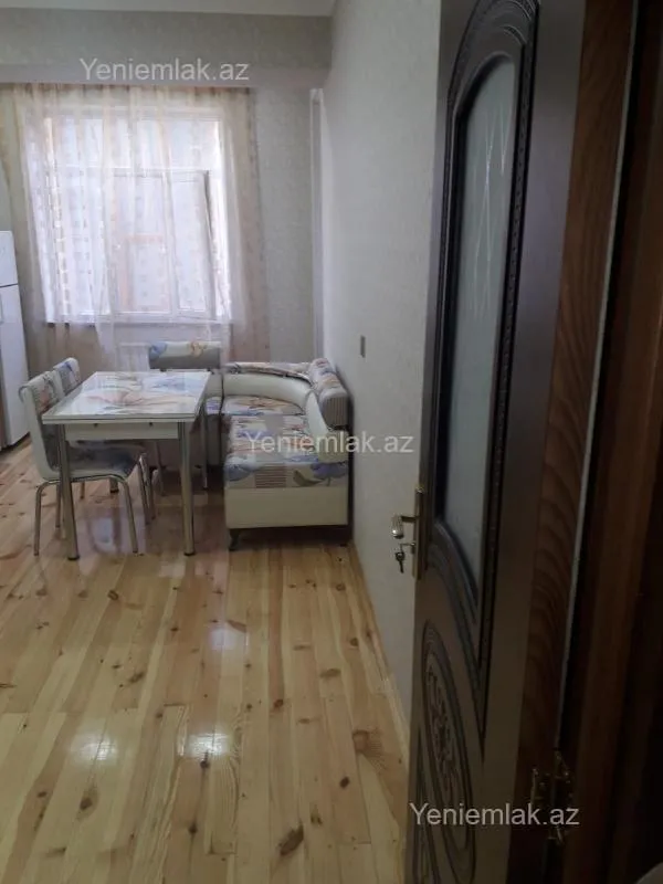 Satılır 2 otaqlı yeni tikili 70 m²