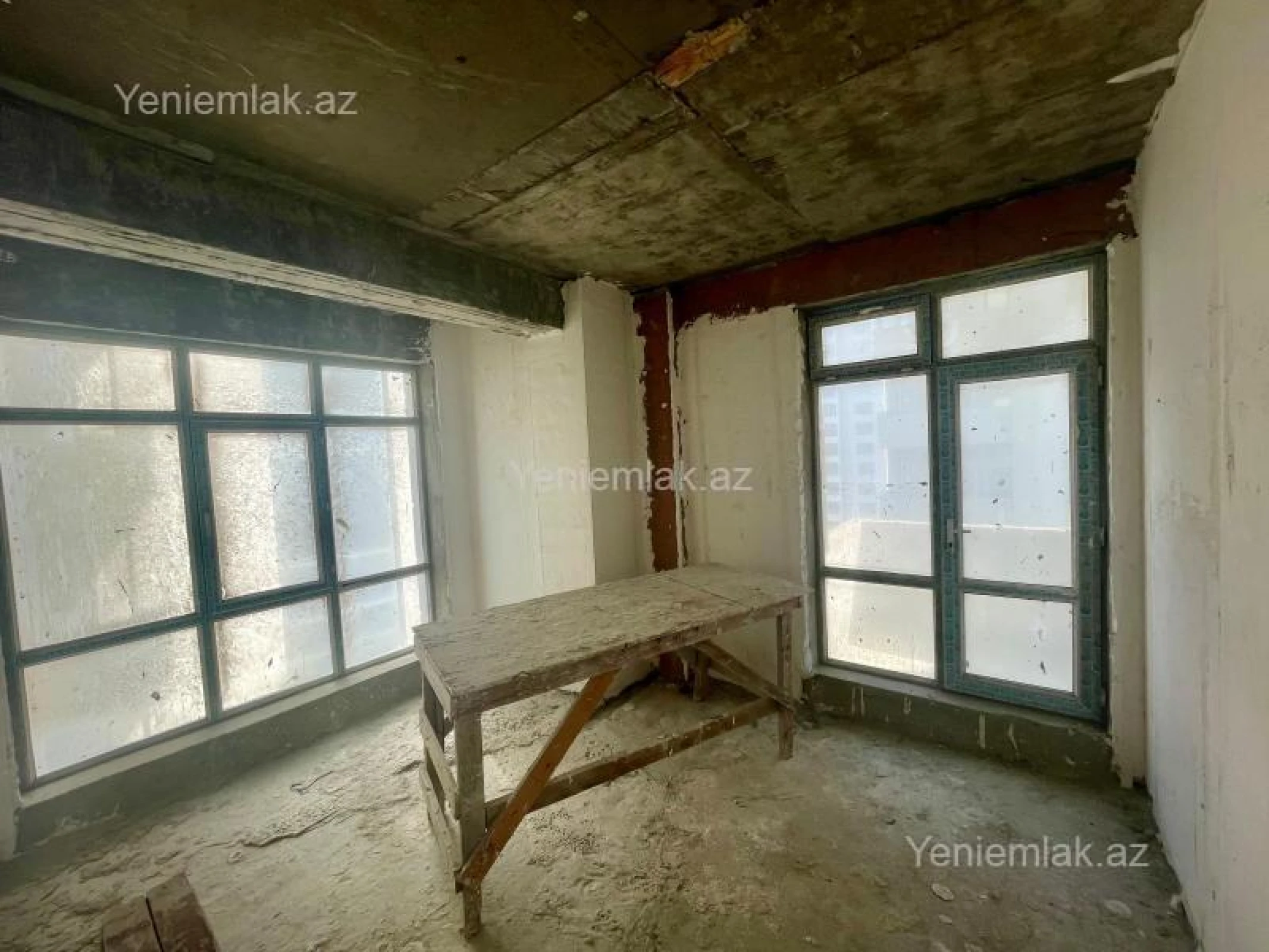 Satılır 3 otaqlı yeni tikili 136 m²