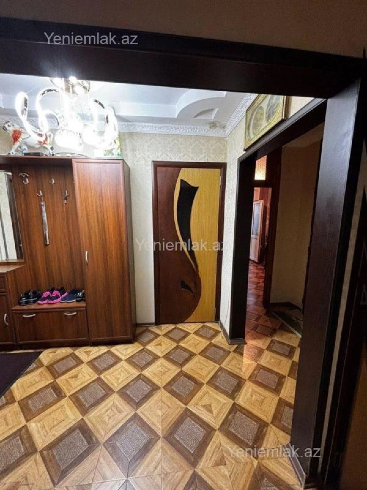 Satılır 4 otaqlı köhnə tikili 85 m²