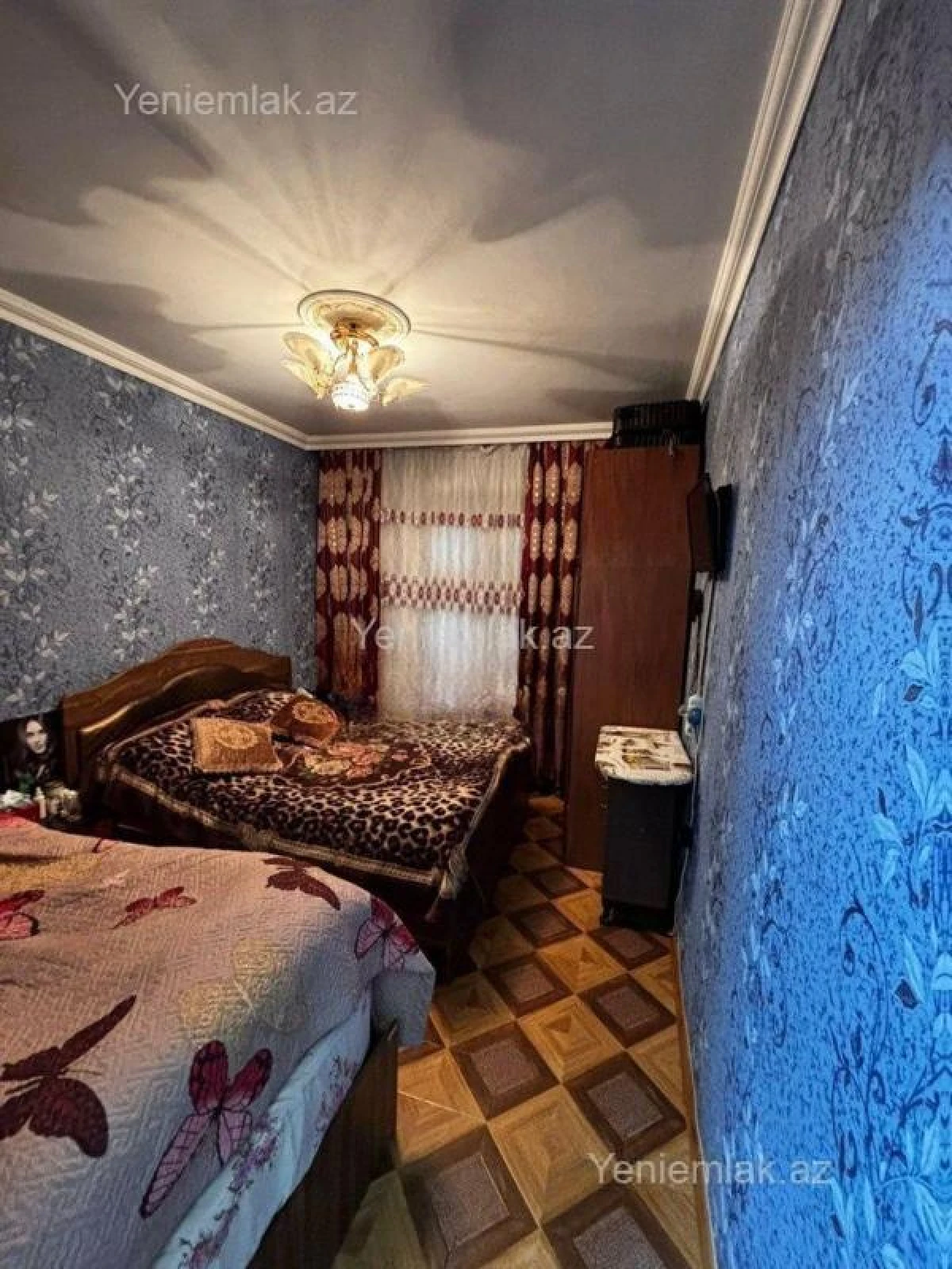 Satılır 4 otaqlı köhnə tikili 85 m²