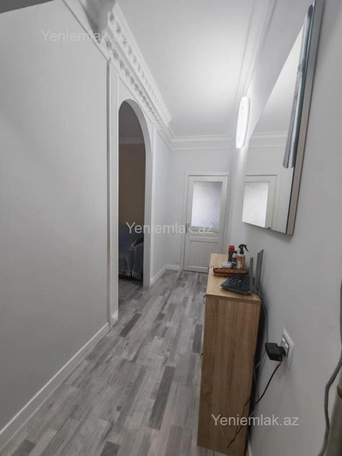 Satılır 3 otaqlı köhnə tikili 70 m²