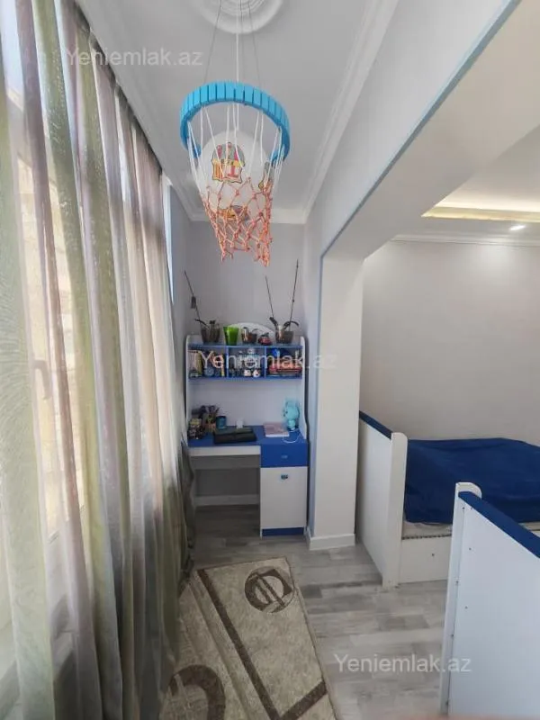 Satılır 3 otaqlı köhnə tikili 70 m²