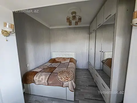 Satılır 3 otaqlı köhnə tikili 70 m²