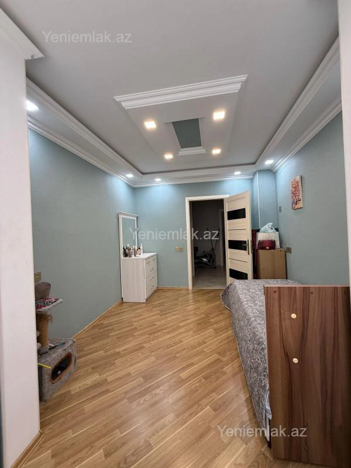 Satılır 3 otaqlı köhnə tikili 80 m²