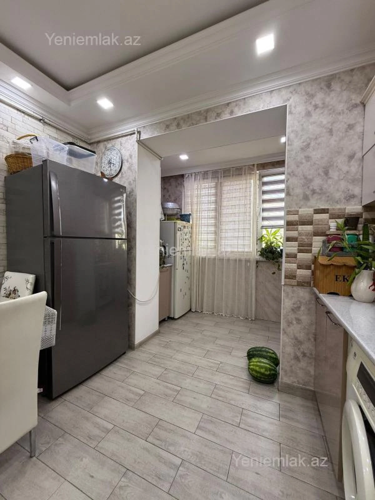 Satılır 3 otaqlı köhnə tikili 80 m²