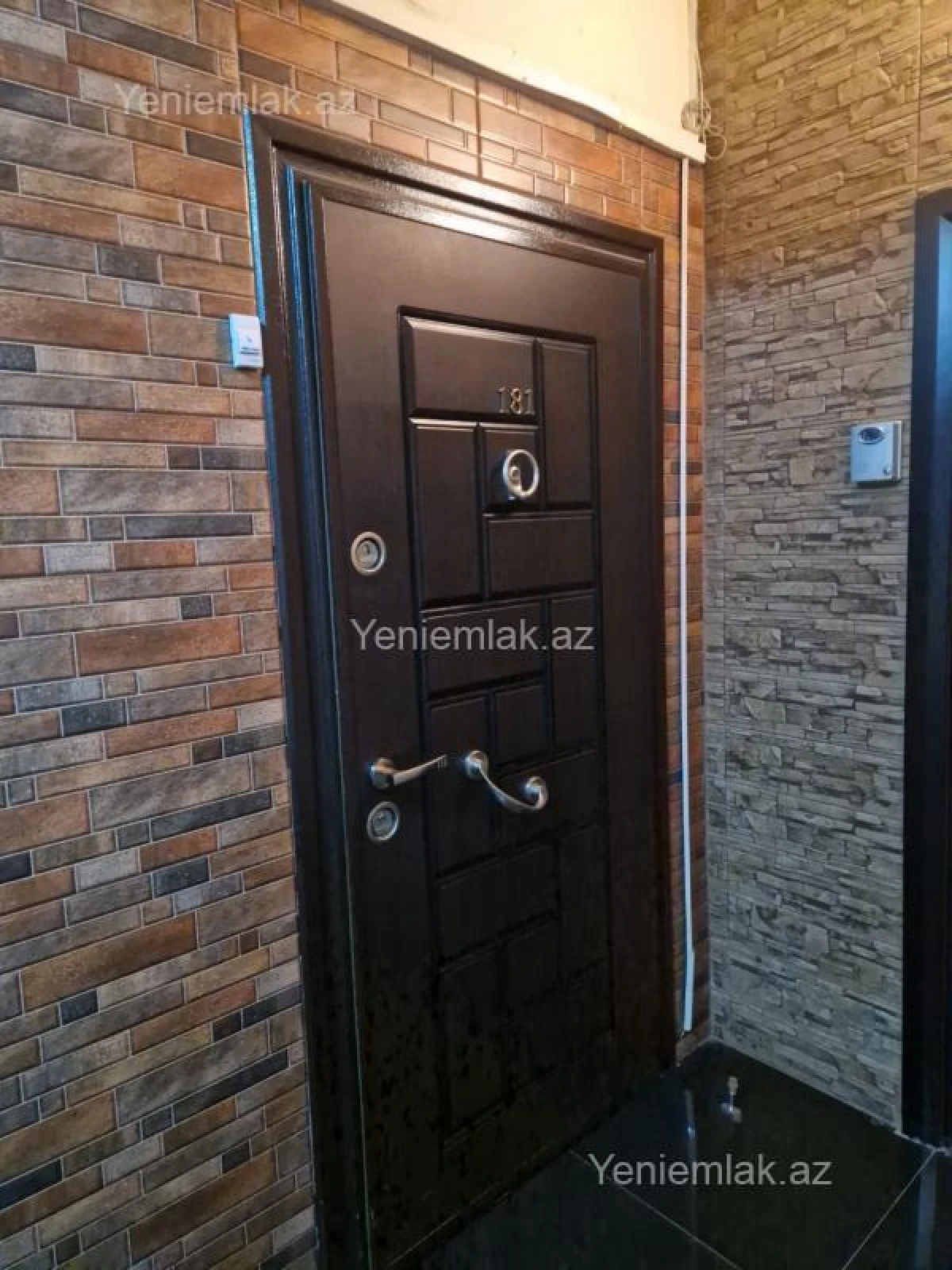 Satılır 3 otaqlı yeni tikili 79 m²