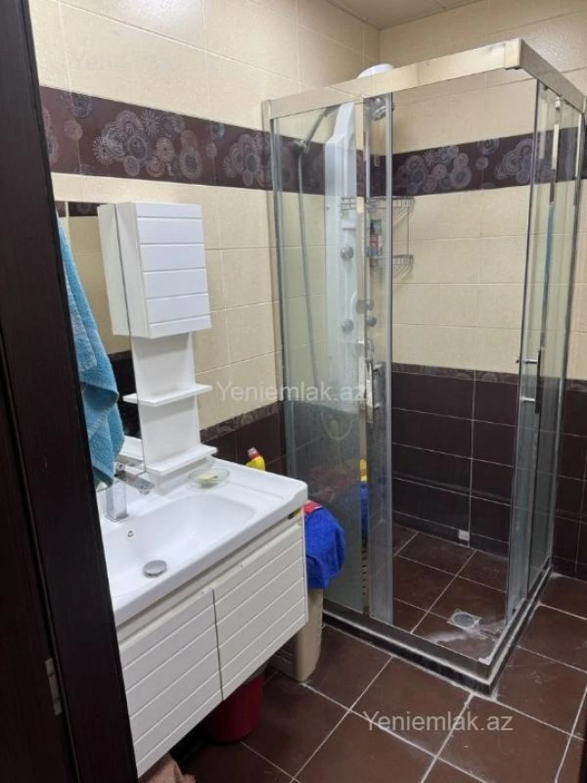 Satılır 2 otaqlı köhnə tikili 55 m²