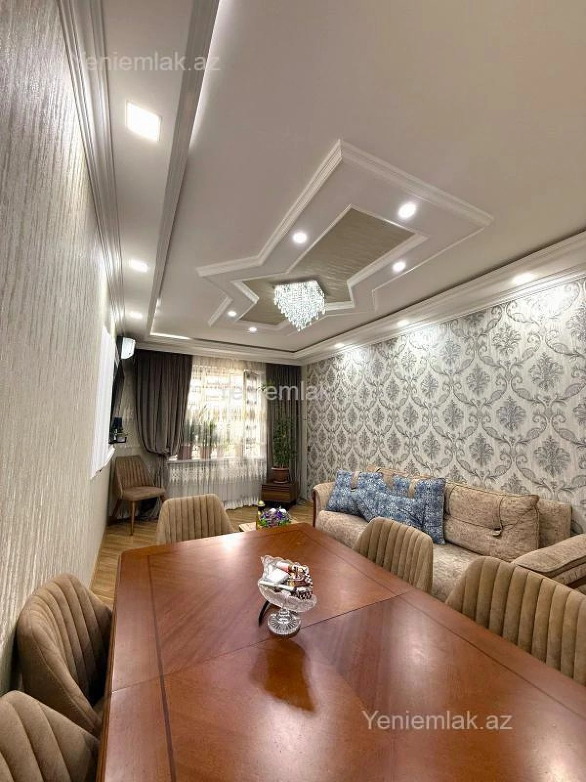 Satılır 3 otaqlı köhnə tikili 76 m²