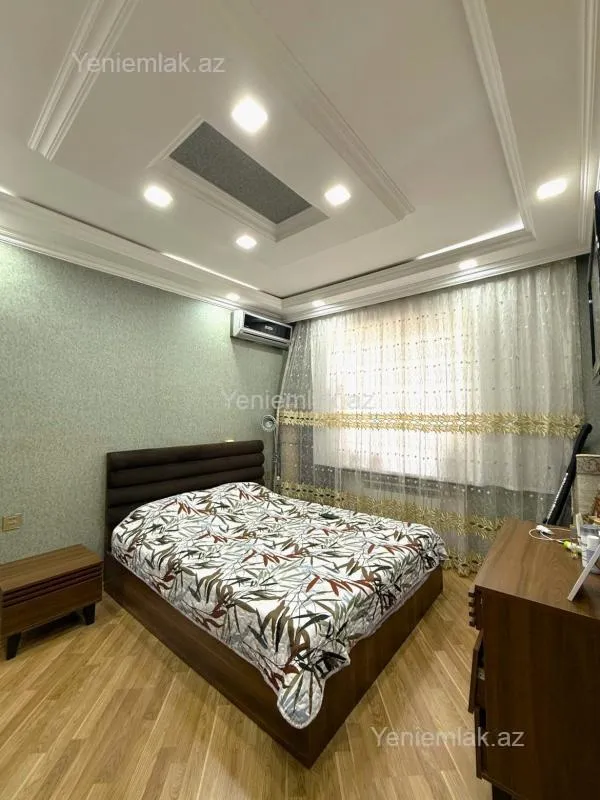 Satılır 3 otaqlı köhnə tikili 76 m²