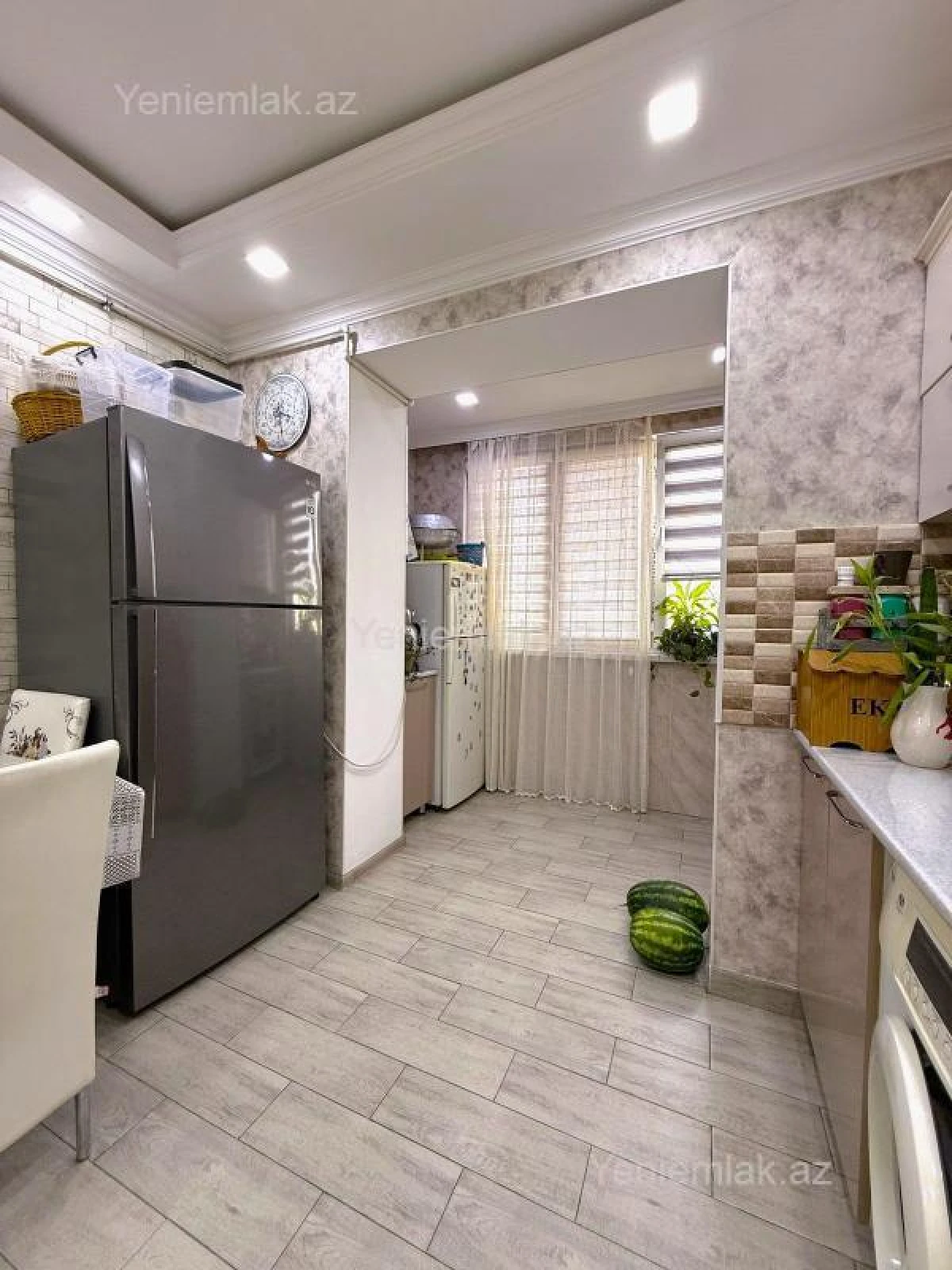 Satılır 3 otaqlı köhnə tikili 76 m²