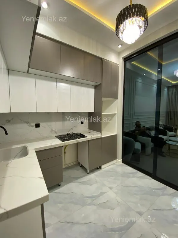 Satılır 3 otaqlı yeni tikili 95 m²