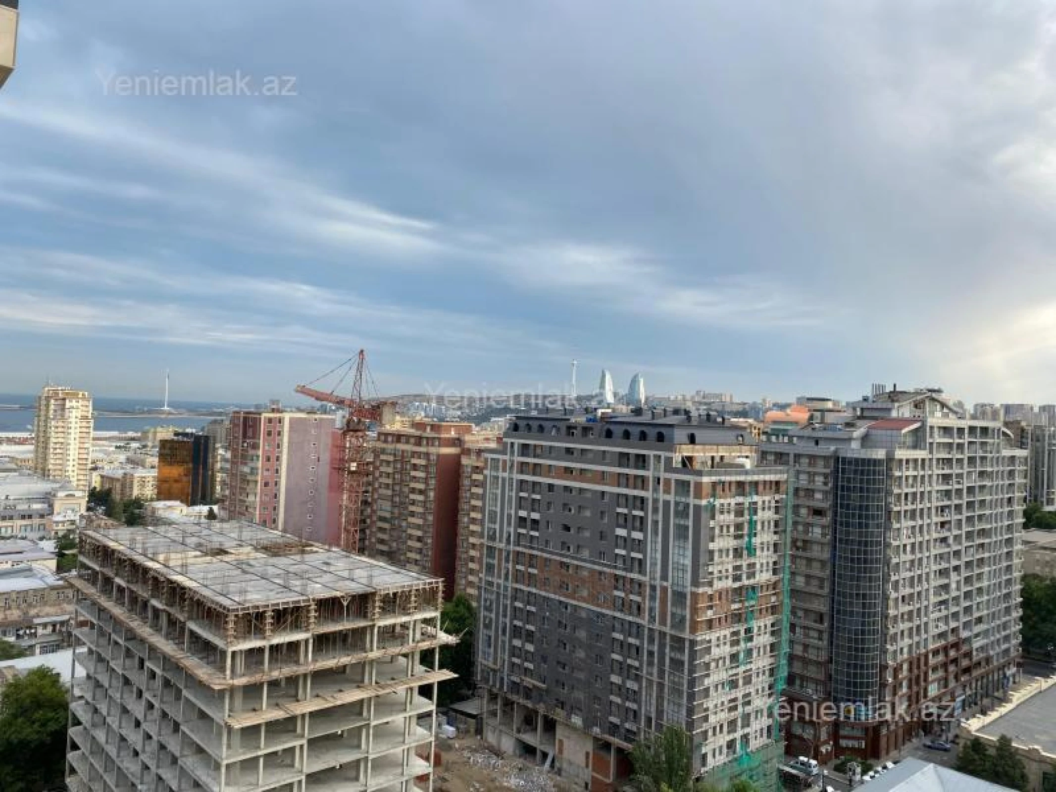 Satılır 3 otaqlı yeni tikili 95 m²