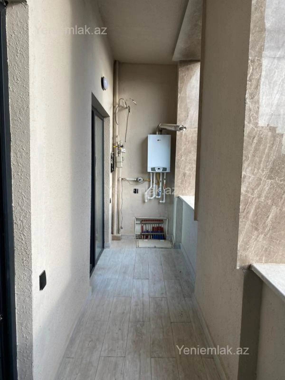 Satılır 3 otaqlı yeni tikili 95 m²