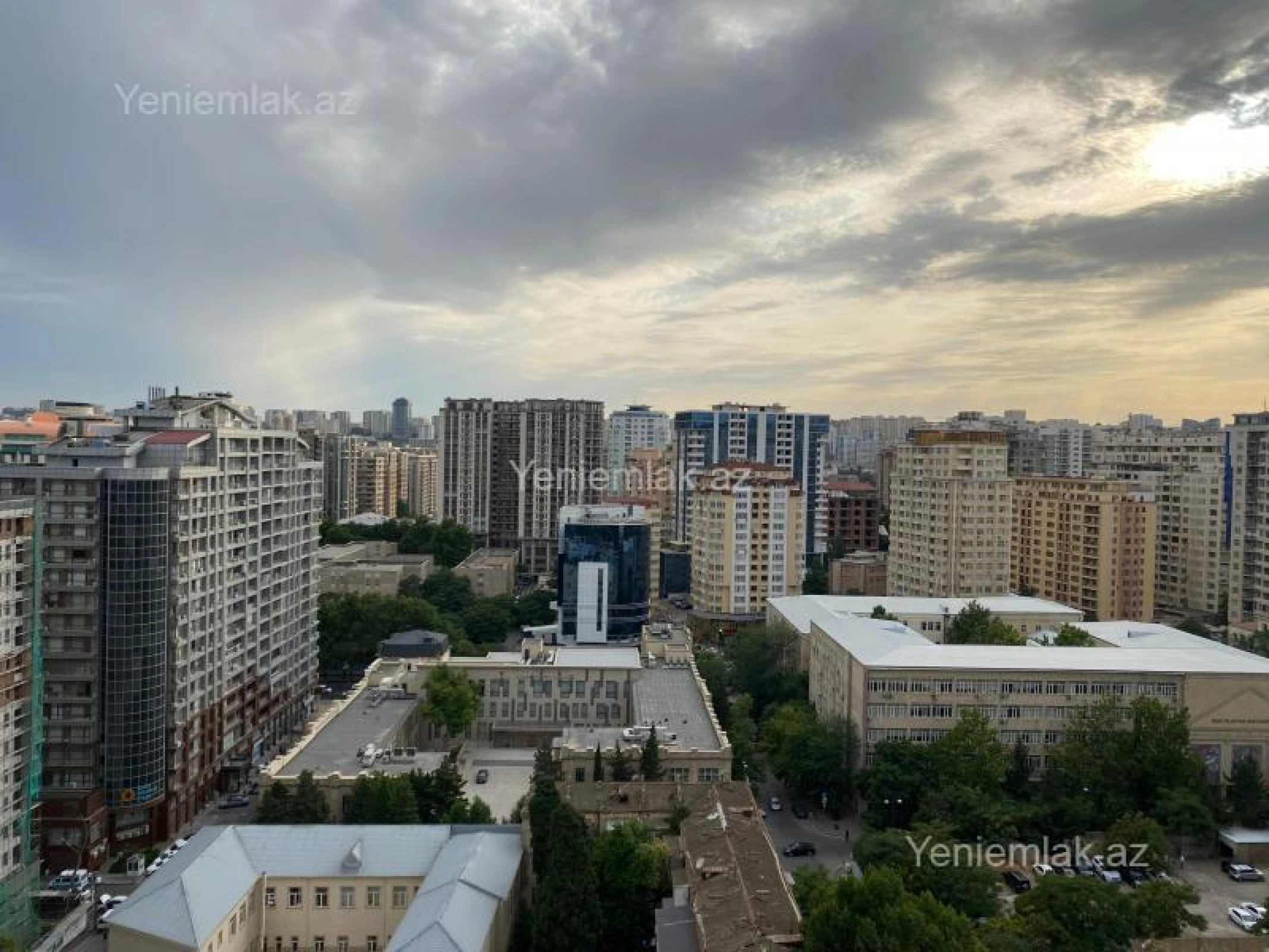 Satılır 3 otaqlı yeni tikili 95 m²