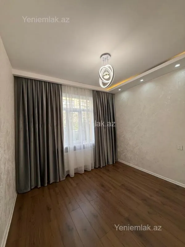 Satılır 3 otaqlı köhnə tikili 60 m²