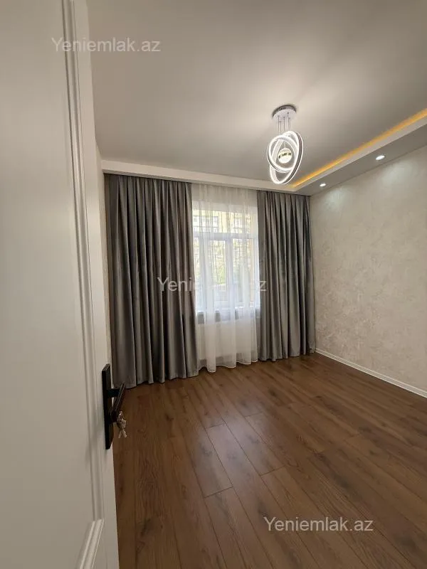 Satılır 3 otaqlı köhnə tikili 60 m²