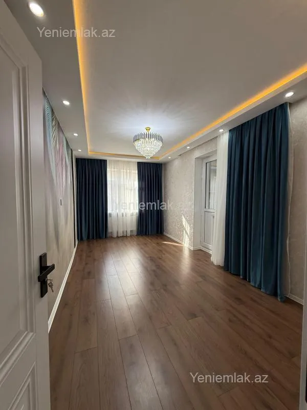 Satılır 3 otaqlı köhnə tikili 60 m²