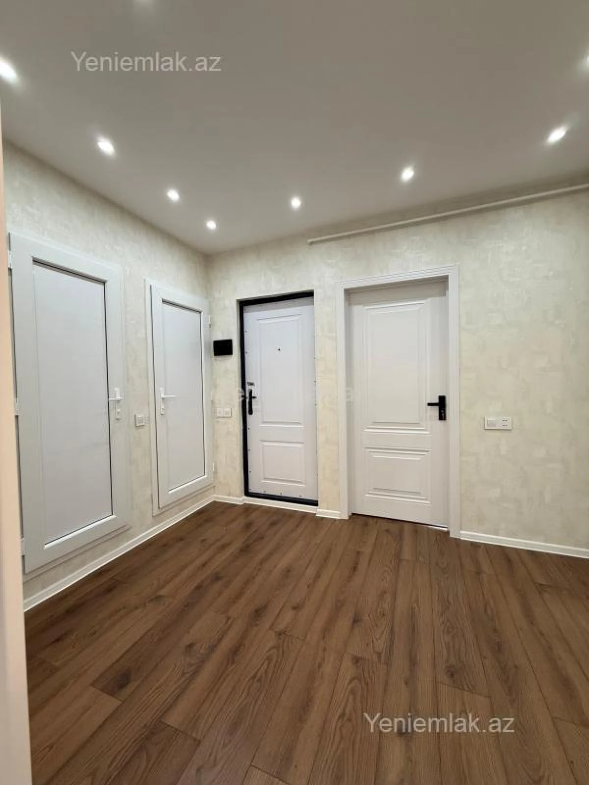 Satılır 3 otaqlı köhnə tikili 60 m²