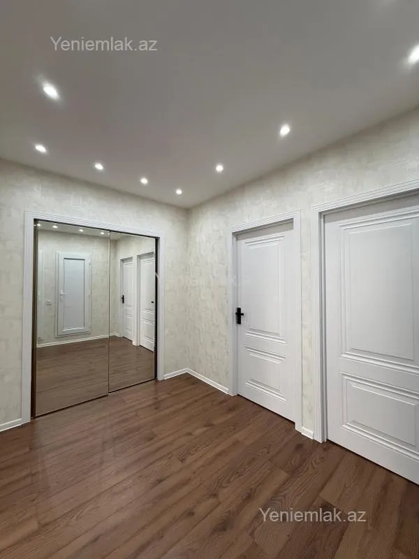 Satılır 3 otaqlı köhnə tikili 60 m²