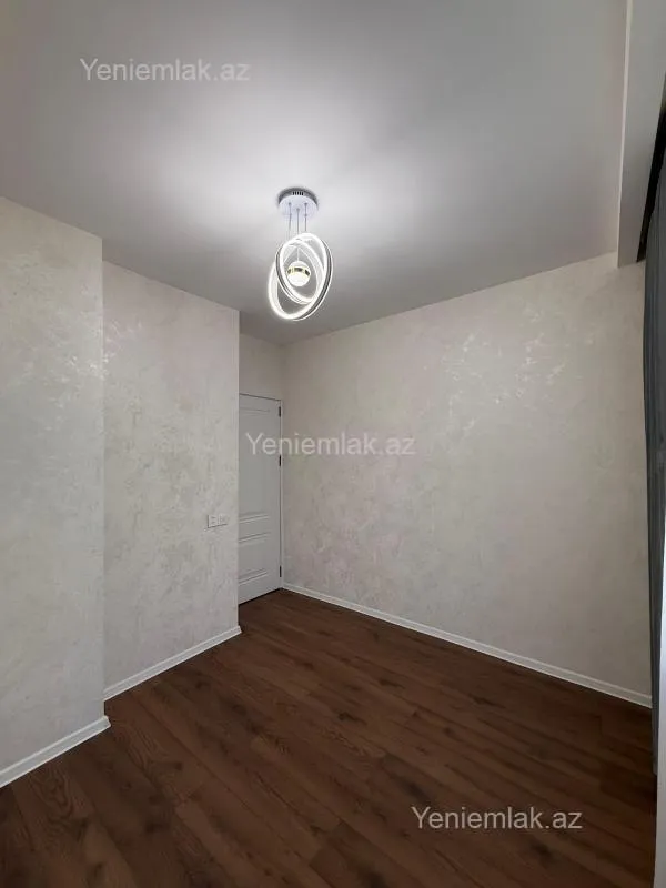 Satılır 3 otaqlı köhnə tikili 60 m²