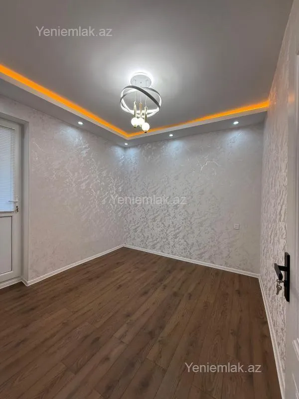 Satılır 3 otaqlı köhnə tikili 60 m²