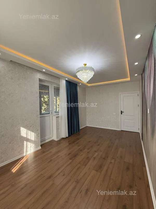 Satılır 3 otaqlı köhnə tikili 60 m²
