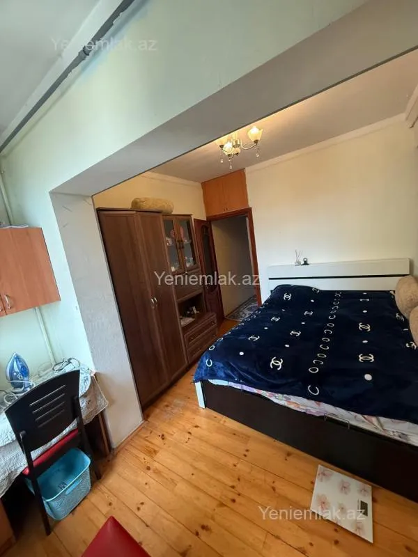 Satılır 2 otaqlı köhnə tikili 51 m²