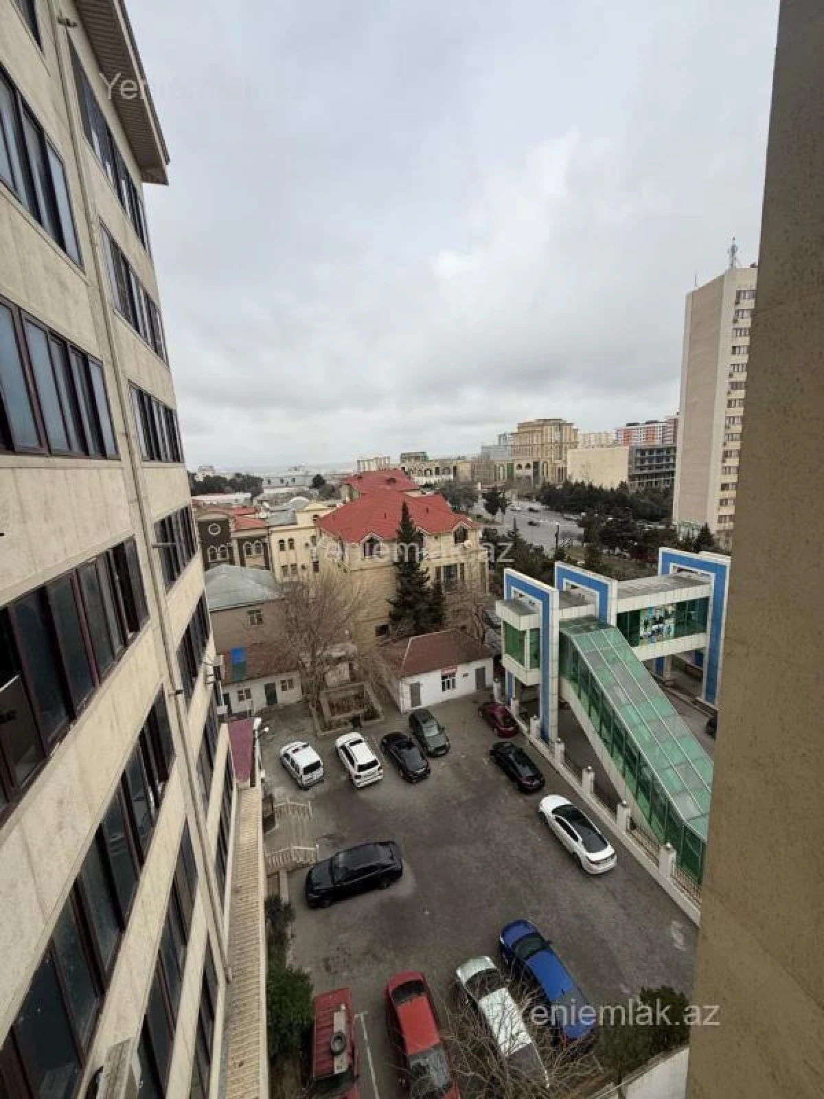 Satılır 2 otaqlı köhnə tikili 51 m²